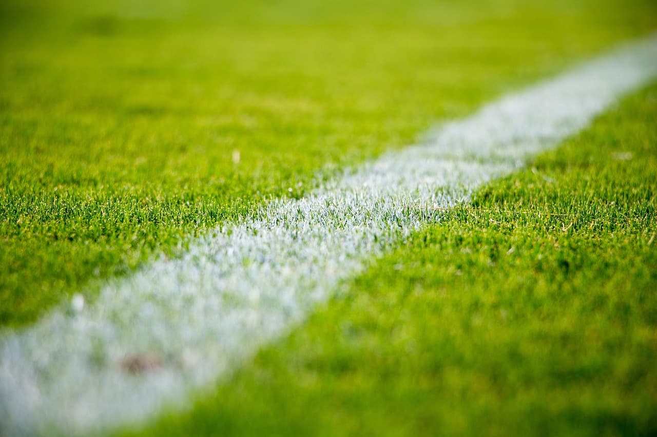 Historia piłki nożnej – początki i rozwój dyscypliny sportowej